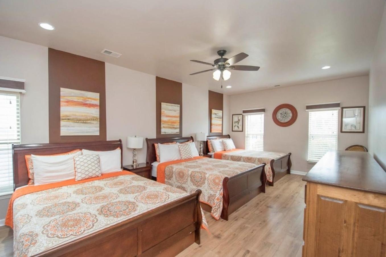 New 5 Star Luxury Home Sleeps 22 Near Airport Юниън Сити Екстериор снимка